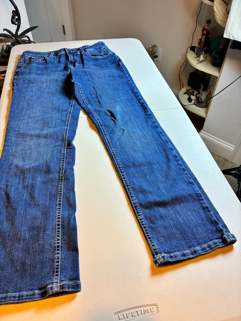 Maurices Classic Jeans Women's Size 8 Short Straight Mid Rise Stretch Blue Denim